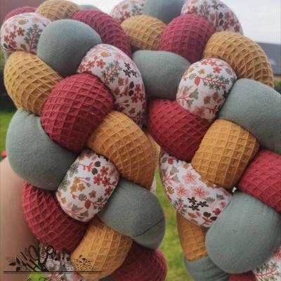 Tresse de lit 4 épis de 2m en Abeille Terre cuite / Camel clair / Gaze Vert de gris / Fleur Milly rose